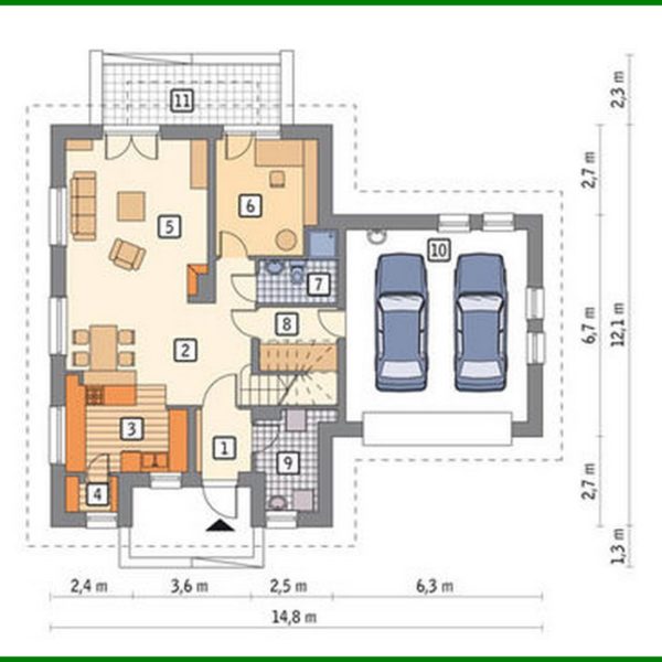 905. Beautiful house under a high roof